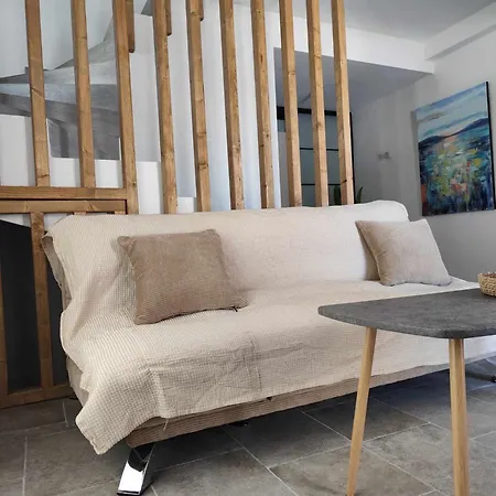 Apartman Galani Mirtia