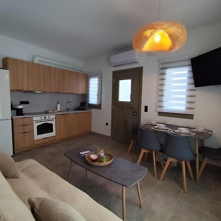 Galani Mirtia * Σκύρος